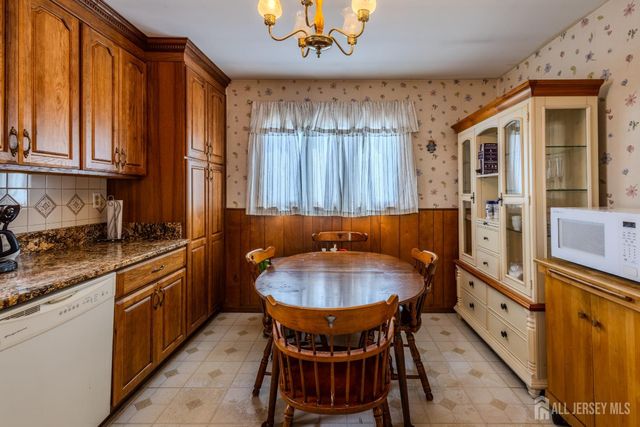 149 Strawberry Hill Avenue, Woodbridge Proper, NJ 07095