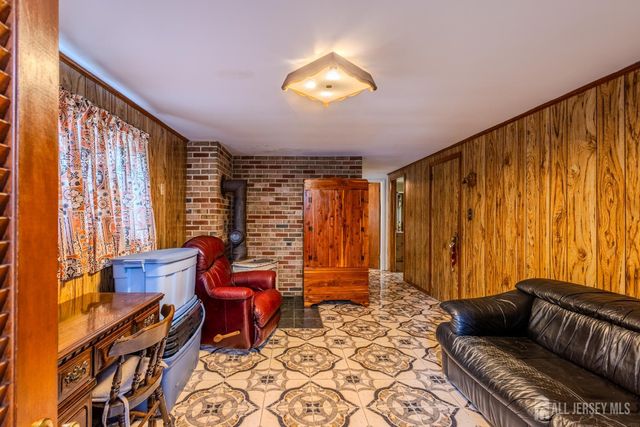149 Strawberry Hill Avenue, Woodbridge Proper, NJ 07095