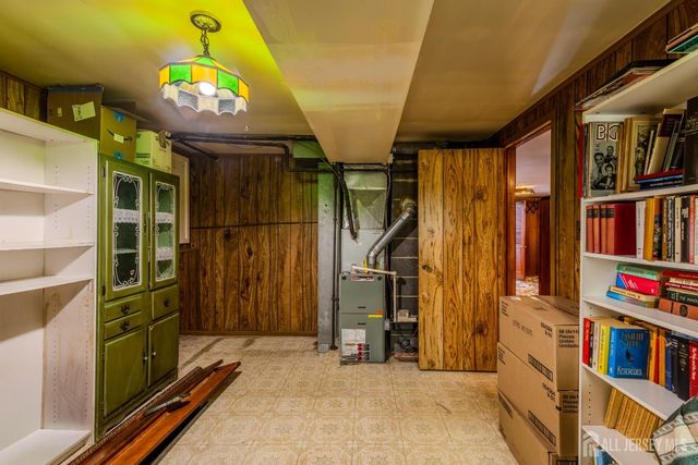 149 Strawberry Hill Avenue, Woodbridge Proper, NJ 07095