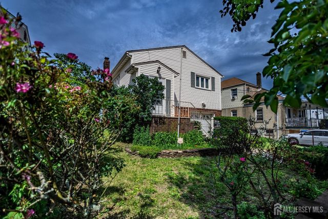 149 Strawberry Hill Avenue, Woodbridge Proper, NJ 07095