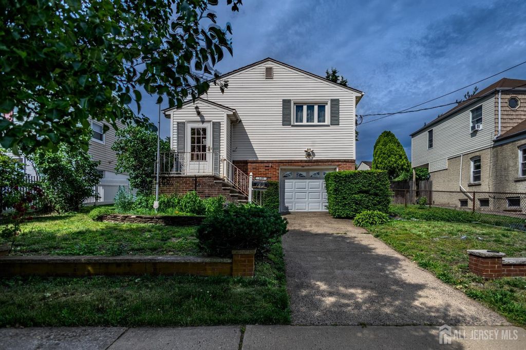 149 Strawberry Hill Avenue, Woodbridge Proper, NJ 07095