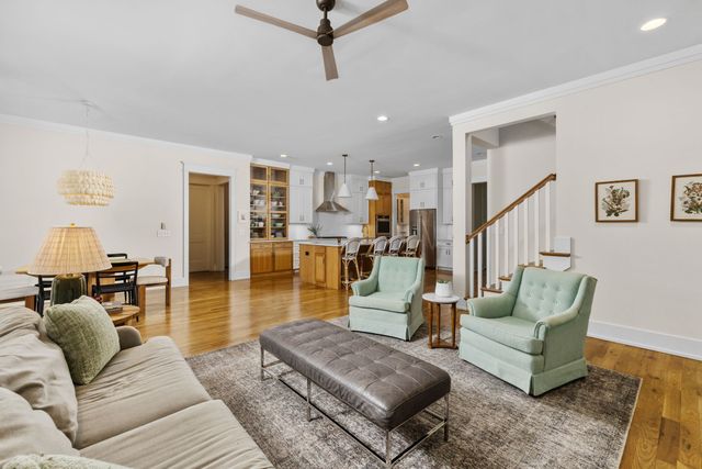 4000 Wallace Ln, Nashville, TN 37215