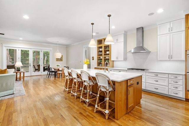 4000 Wallace Ln, Nashville, TN 37215