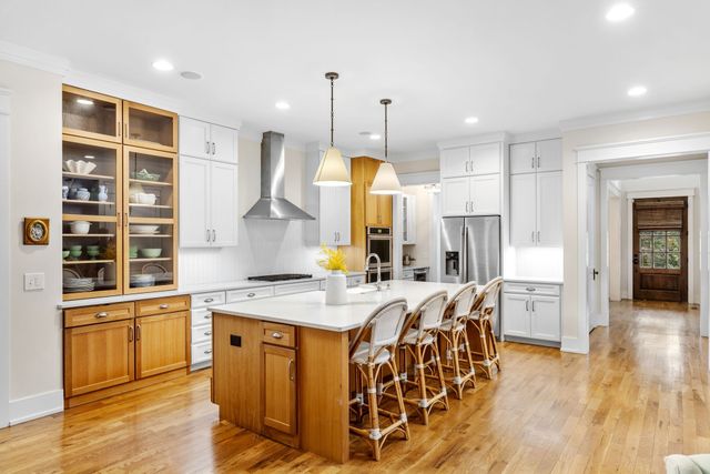 4000 Wallace Ln, Nashville, TN 37215