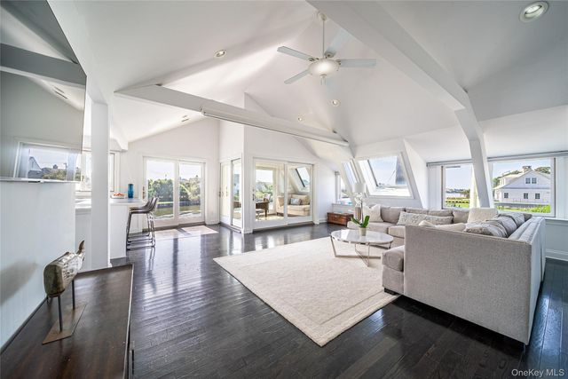 38 Beach Lane, Quogue, NY 11959
