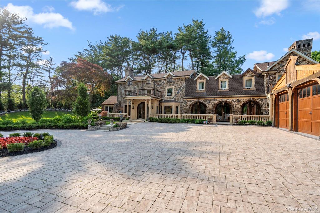 213 Guinea Woods Road, Old Westbury, NY 11568 — photo 4