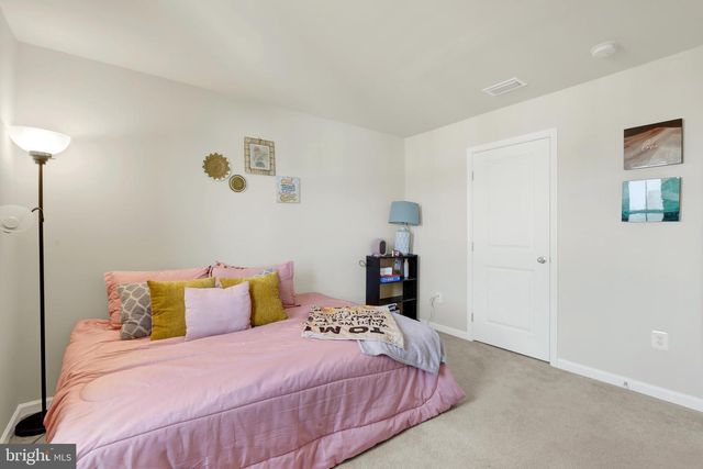 768 RAEANN DR, Greencastle, PA 17225