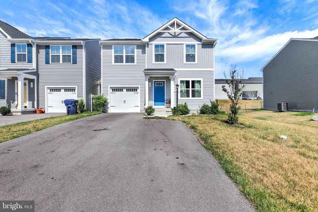 768 RAEANN DR, Greencastle, PA 17225