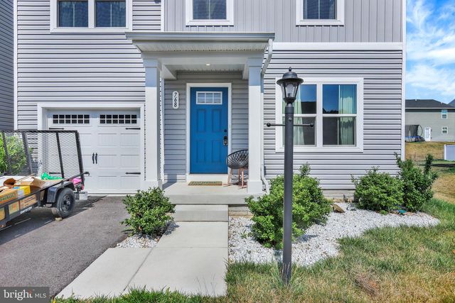 768 RAEANN DR, Greencastle, PA 17225