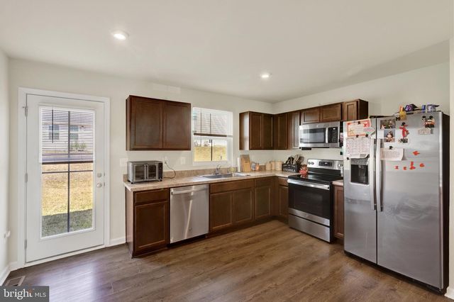 768 RAEANN DR, Greencastle, PA 17225