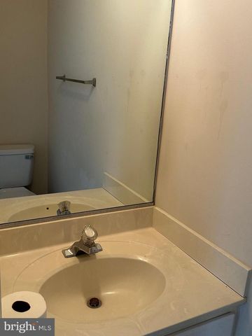 4020 ENGLANDTOWN RD, Fredericksburg, VA 22408