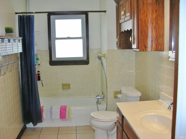 3399 Bell Road, Newburgh, IN 47630