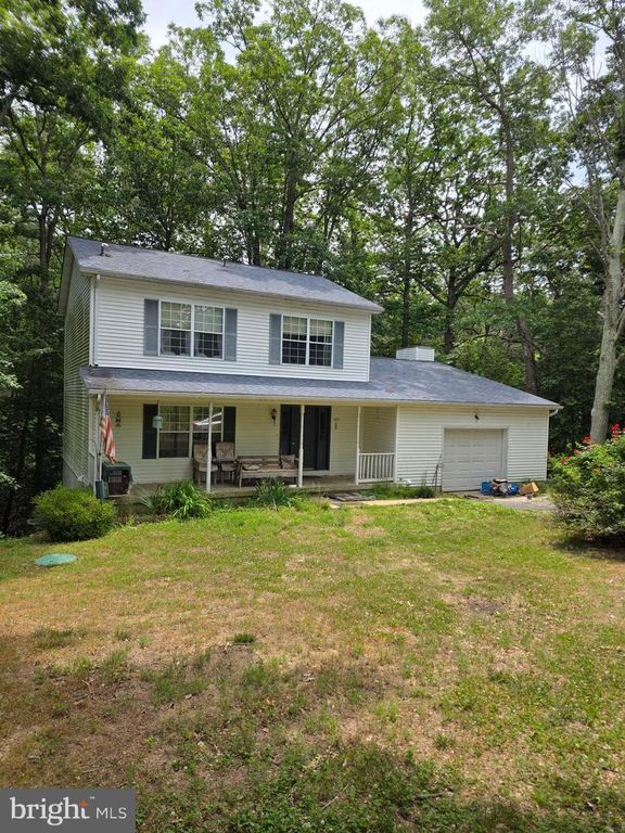 Image 2 of property listing at 685 HICKOK TRL, Lusby, MD 20657