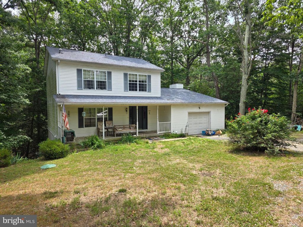 Image 3 of property listing at 685 HICKOK TRL, Lusby, MD 20657