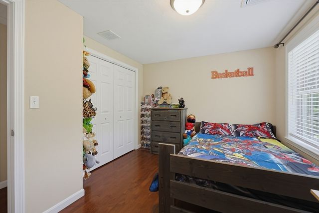 5 County Street, Berkley, MA 02779