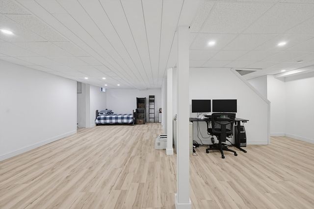 5 County Street, Berkley, MA 02779