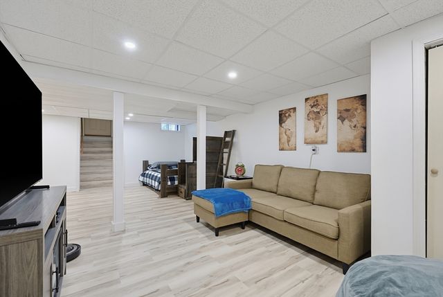 5 County Street, Berkley, MA 02779