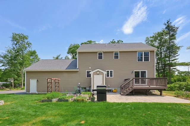5 County Street, Berkley, MA 02779