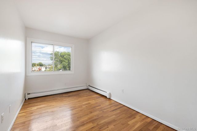 78 Roosevelt Drive, West Haverstraw, NY 10993