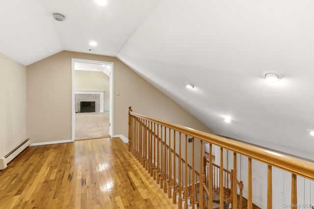 380 Duck Pond Road, Matinecock, NY 11560