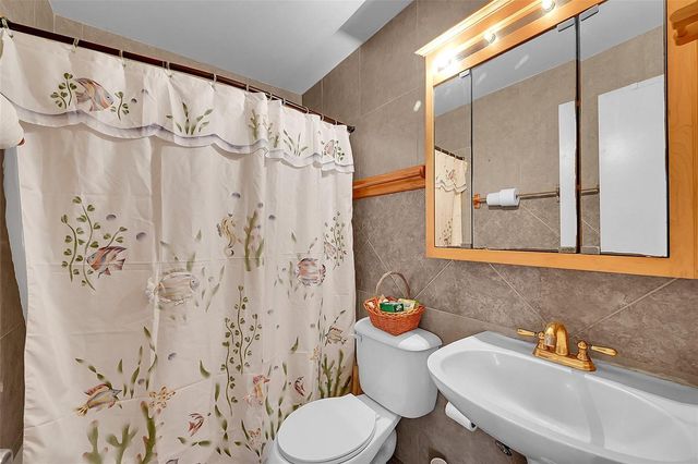 9101 Sunrise Lakes Boulevard 206, Sunrise, FL 33322