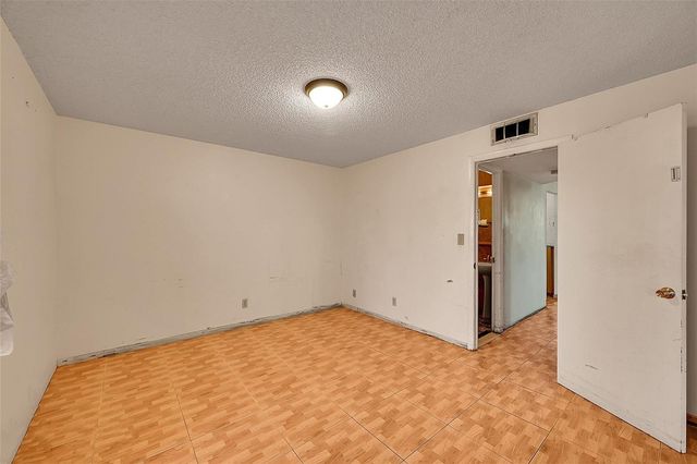 9101 Sunrise Lakes Boulevard 206, Sunrise, FL 33322
