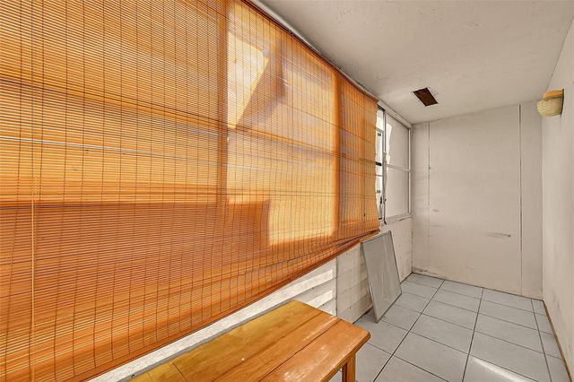 9101 Sunrise Lakes Boulevard 206, Sunrise, FL 33322