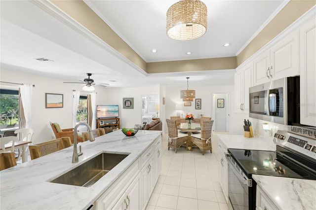 157 HOURGLASS DRIVE, Venice, FL 34293