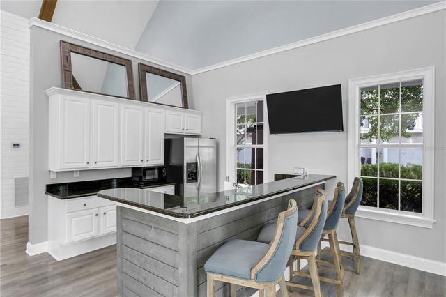 450 GILMAN PLACE N, St Petersburg, FL 33716