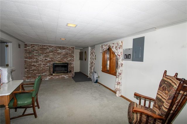 14 NW 40th Street, Kansas City, MO 64116