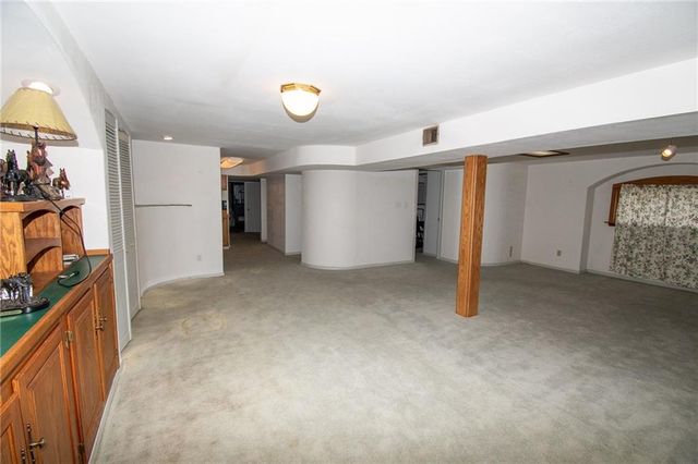 14 NW 40th Street, Kansas City, MO 64116