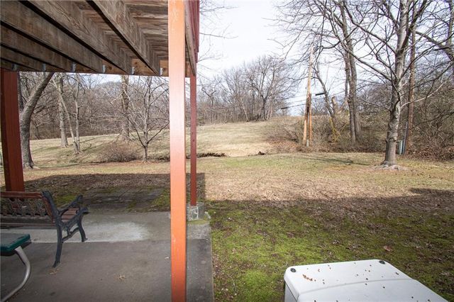 14 NW 40th Street, Kansas City, MO 64116