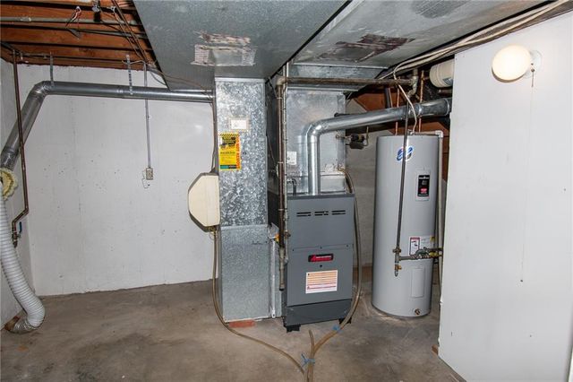 14 NW 40th Street, Kansas City, MO 64116