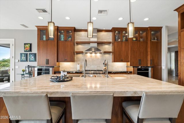 5737 E Hedgehog Place, Scottsdale, AZ 85266
