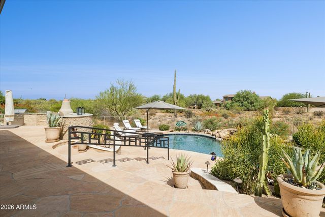 5737 E Hedgehog Place, Scottsdale, AZ 85266