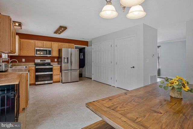 35466 GOLF COURSE DR, Mechanicsville, MD 20659