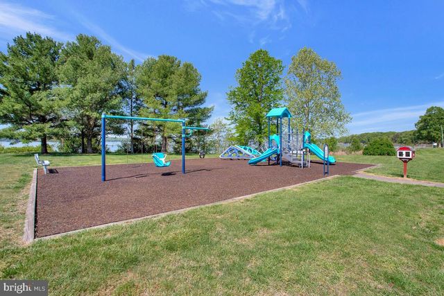 35466 GOLF COURSE DR, Mechanicsville, MD 20659