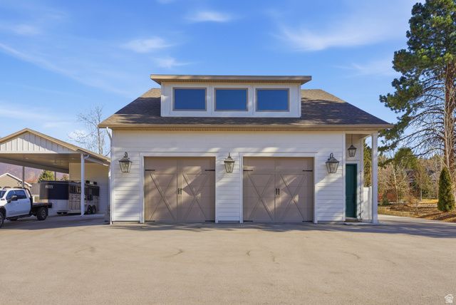 2152 E CREEK RD, Sandy, UT 84093