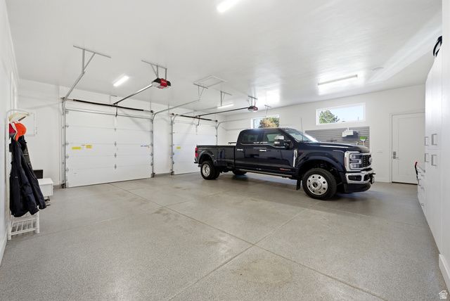 2152 E CREEK RD, Sandy, UT 84093