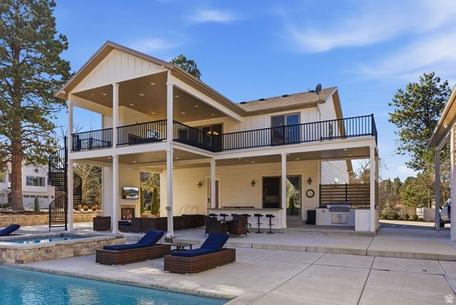 2152 E CREEK RD, Sandy, UT 84093