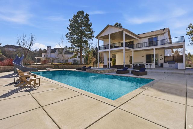 2152 E CREEK RD, Sandy, UT 84093