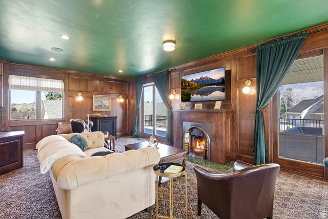 2152 E CREEK RD, Sandy, UT 84093