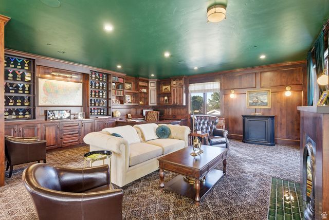 2152 E CREEK RD, Sandy, UT 84093