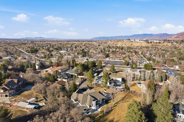 2152 E CREEK RD, Sandy, UT 84093