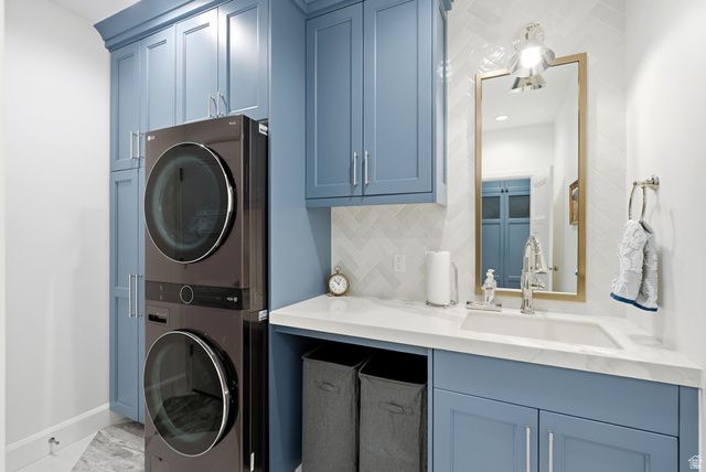 2152 E CREEK RD, Sandy, UT 84093