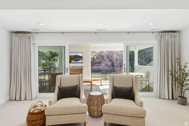 2152 E CREEK RD, Sandy, UT 84093