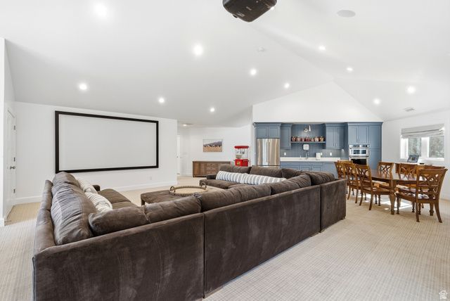 2152 E CREEK RD, Sandy, UT 84093