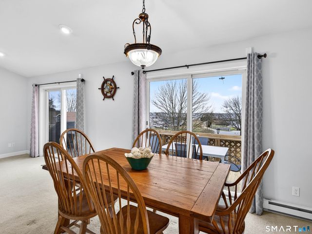 18 Noble Avenue, Groton, CT 06340