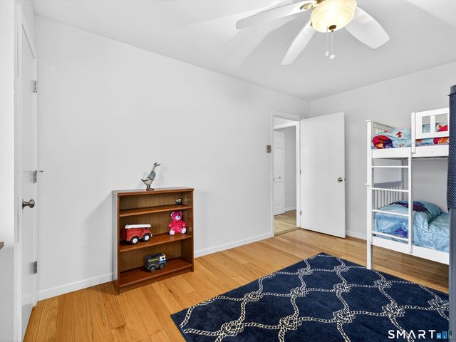 18 Noble Avenue, Groton, CT 06340