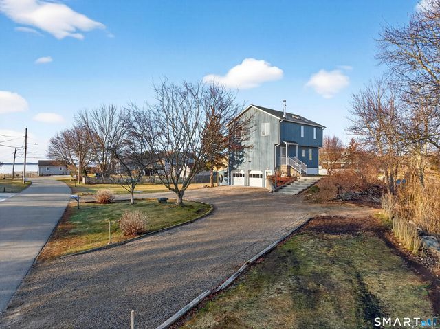 18 Noble Avenue, Groton, CT 06340